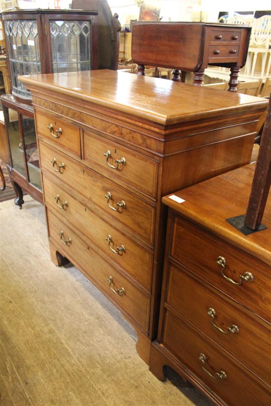 Inlaid mahogany chest of drawers